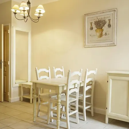 Francia S4/5p Standard * Cannes